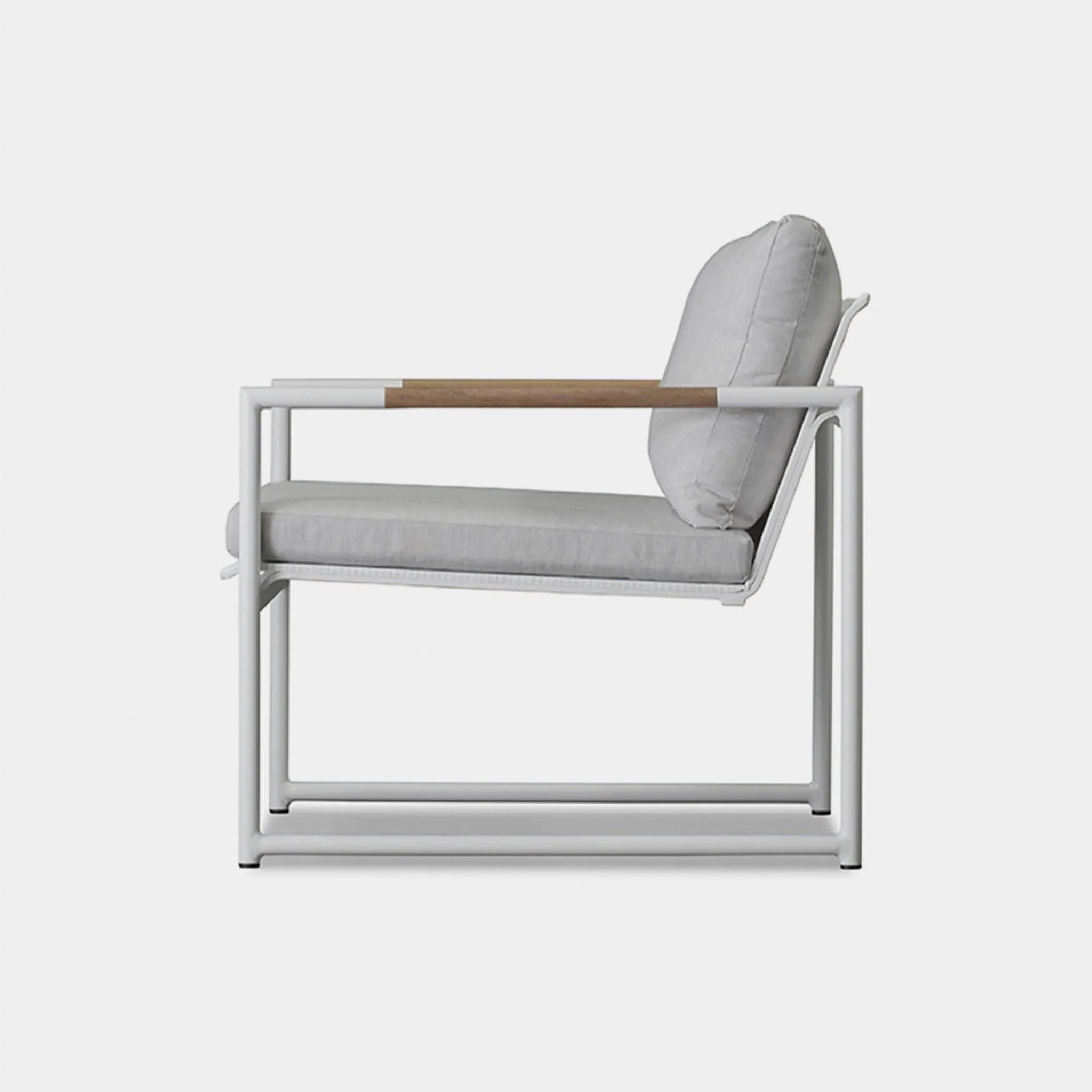 Breeze Lounge Chair