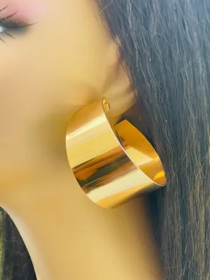 Cuff Me (Gold Costume Jewelry)