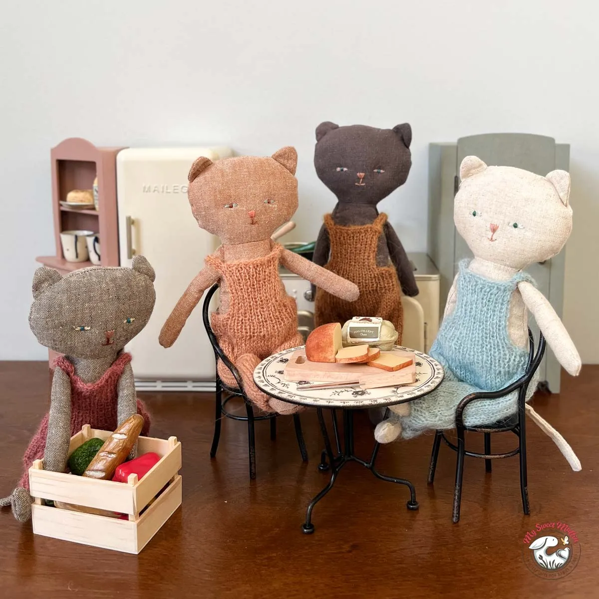Maileg Chatons Kitten in Knitted Overall, Nature