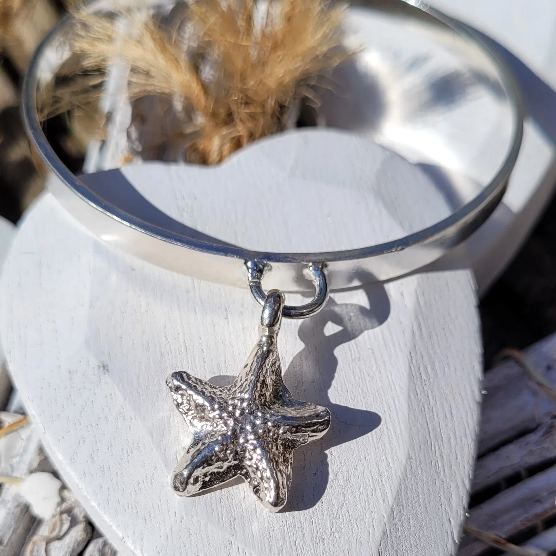 Starfish Chunky Stamped Charm Bangle